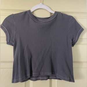 Brandy Melville crop tee